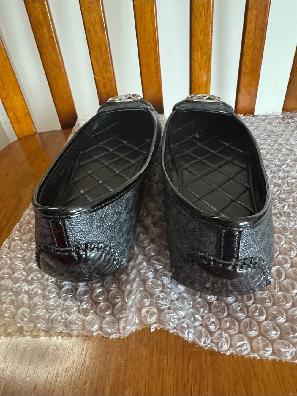 Michael Kors 8M Quilted Faux Leather MK Logo Loafers